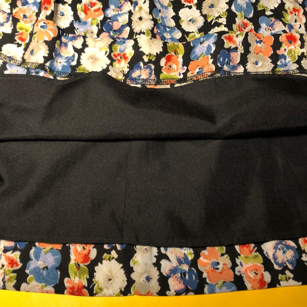 J.CREW floral print pleated mini skirt - Picture 5 of 8